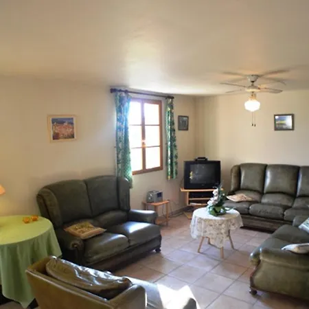 Maisons La Treille 1-4 8 Pers * Grospierres