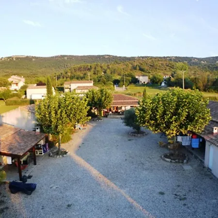 Maisons La Treille 1-4 8 Pers Сasa de vacaciones Grospierres